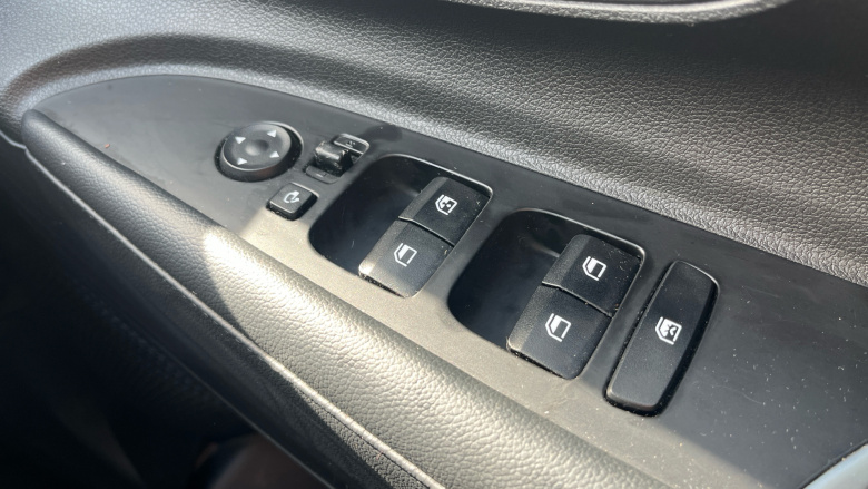 Hyundai BAYON 1.0 TGDi 48V MHEV Premium 5dr DCT Petrol Hatchback